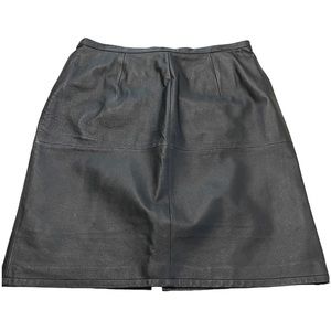 Newport News Easy Style 100% Leather Skirt in Black Size 14